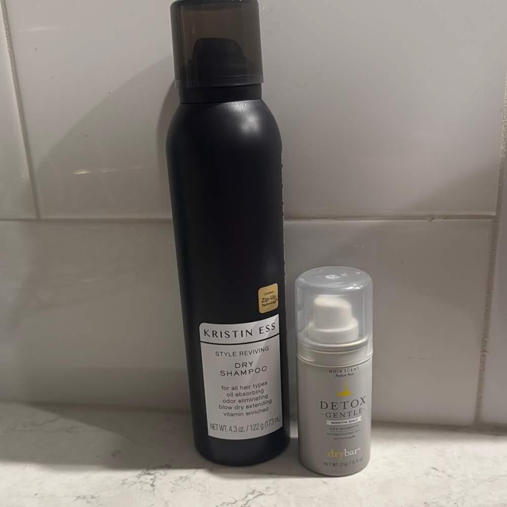 Drybar Detox Gentle Dry Shampoo - Black and Gray